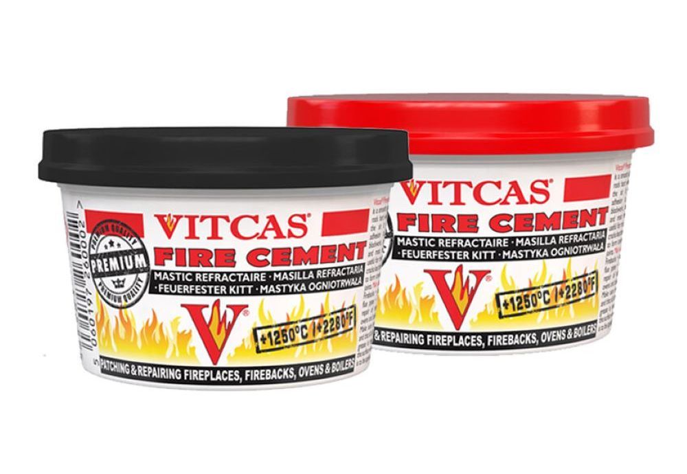 Nieszczelny kominek lub piec? Kit/Mastyka Ogniotrwała VITCAS jako ratunek!