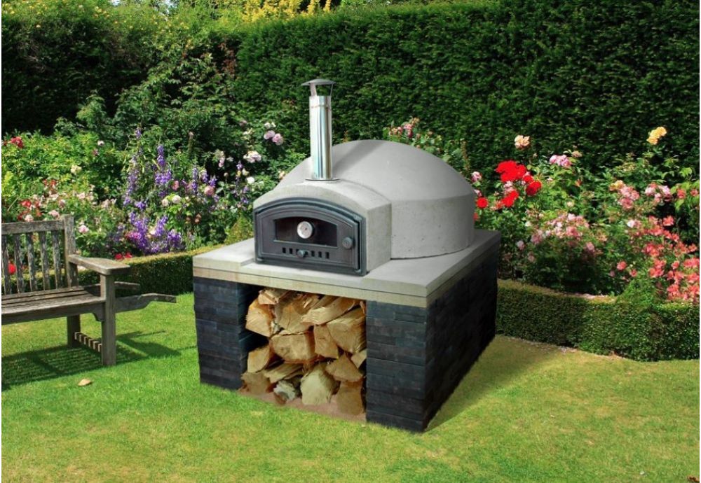 Piece opalane drewnem, czyli pizza z własnego ogrodu